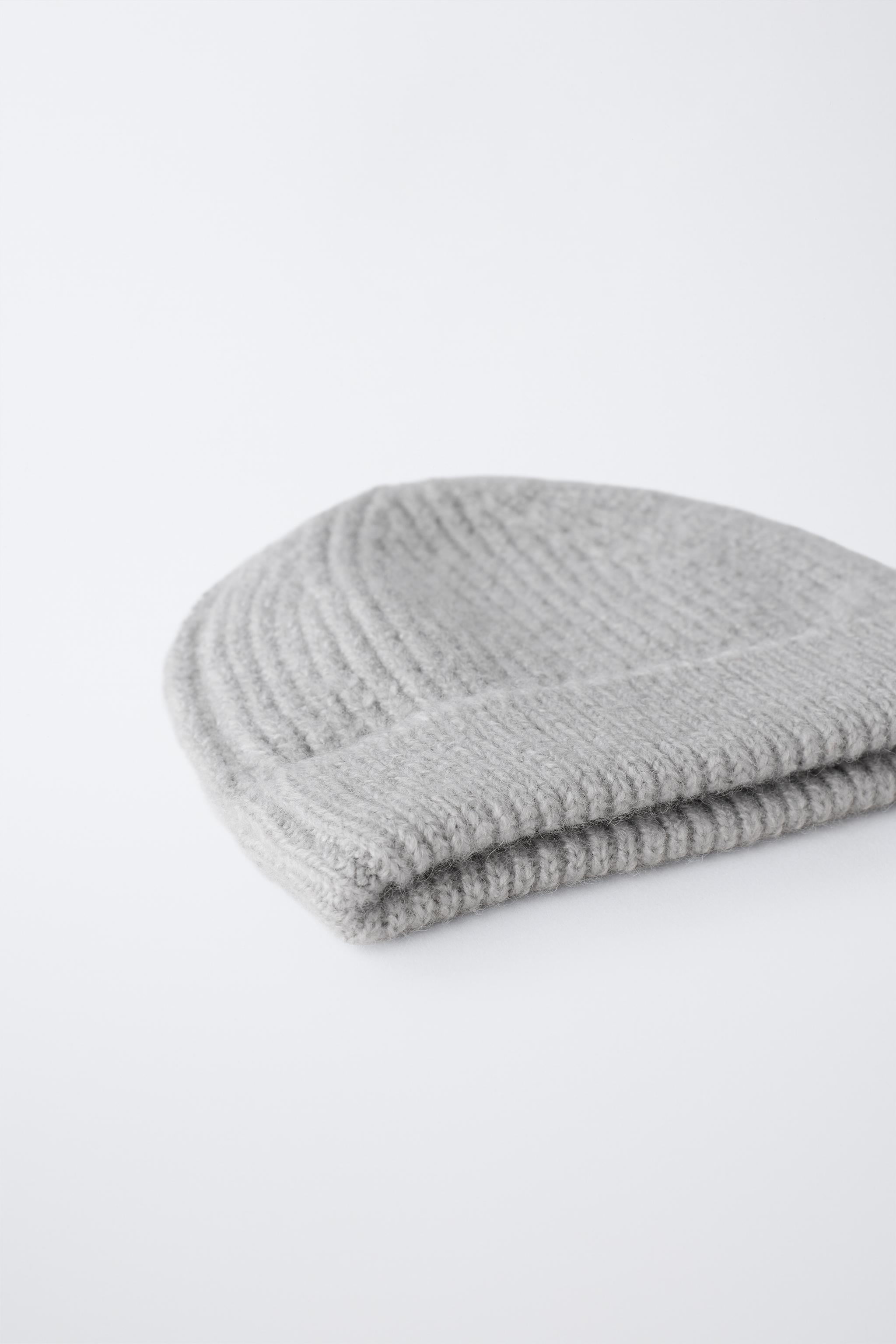 BASIC KNIT HAT